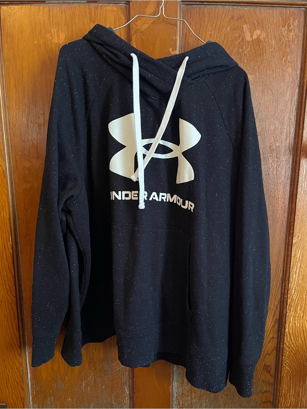 Women’s Under Armour Hoodie Size 3X!